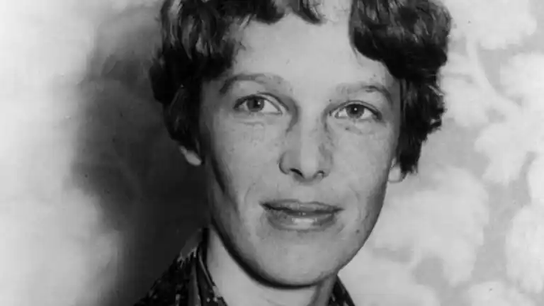 Amelia Earhart La Scomparsa della Pioniera de Aviazione